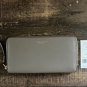 Tory Burch Gray Leather Zip Wallet